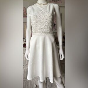Francescas Skater Mini Dress Modest Embroidered & Sleeveless in White Size L